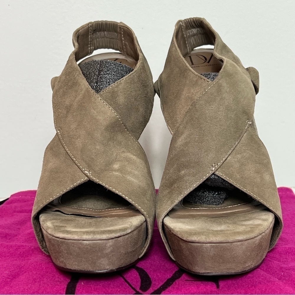 DIANE‎ VON FURSTENBERG SUEDE LEATHER PLATFORM HEELS/SANDALS